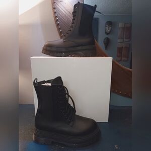 Oroscuro boots
